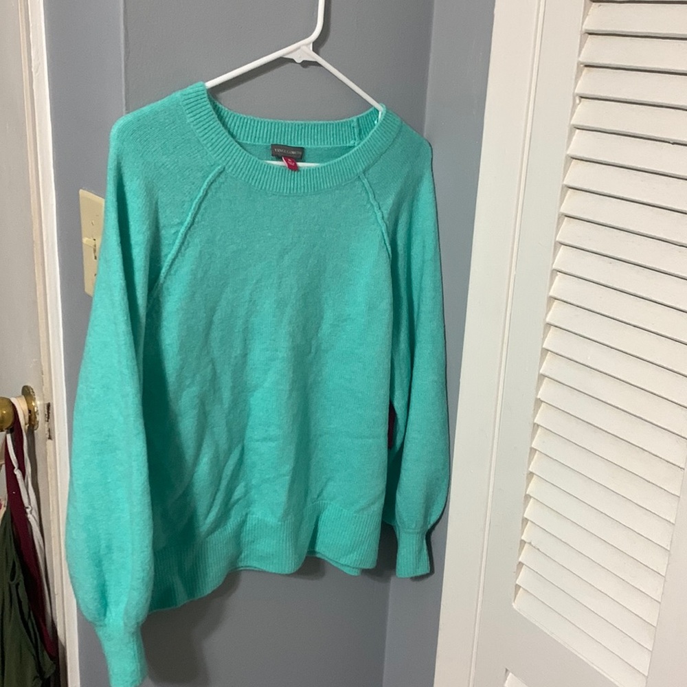 Juniors sweater. Size XS. New with tags. Perfect condition.